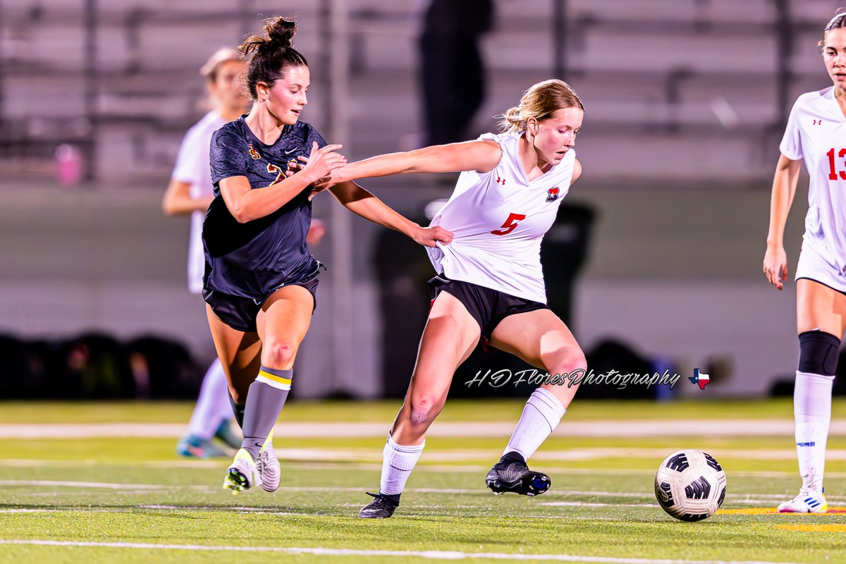 Tough loss for the Lady Dawgs vs Drip. Final at Dripping Spring 2-1⚽️🐾 <a href="/girls_bowie/">Bowie Girls Soccer</a> <a href="/AISDBowie/">Bowie High School</a> <a href="/ASJSportsATX/">Austin Sports Journal</a> <a href="/var_austin/">VAR</a> <a href="/MaxPreps/">MaxPreps</a> <a href="/DSWomensSoccer/">DSHS Women's Soccer</a>