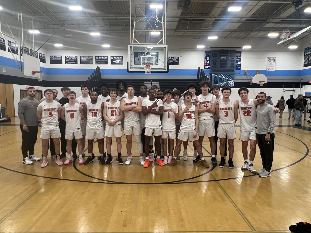11 years - 11 seniors. What we’ve built is nothing short of remarkable.

From where this program was to where it is today - I couldn’t be prouder. These seniors stuck through it all and I owe them the world!

Love you guys! ❤️🏀

#WhyNotUs