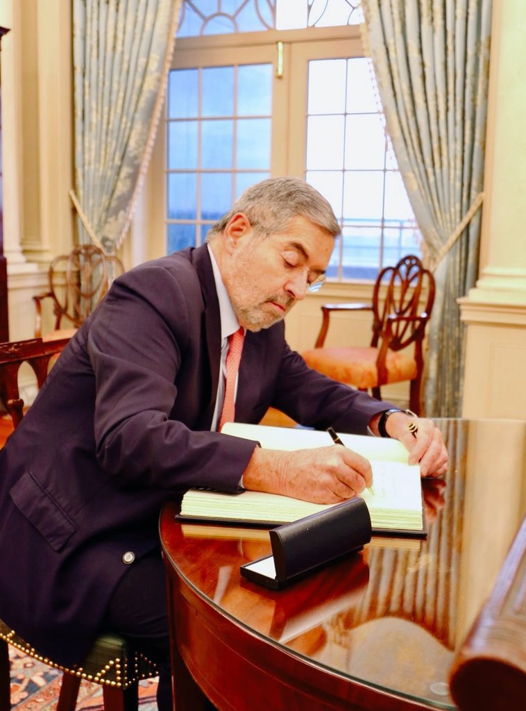 Relaciones Exteriores tweet media