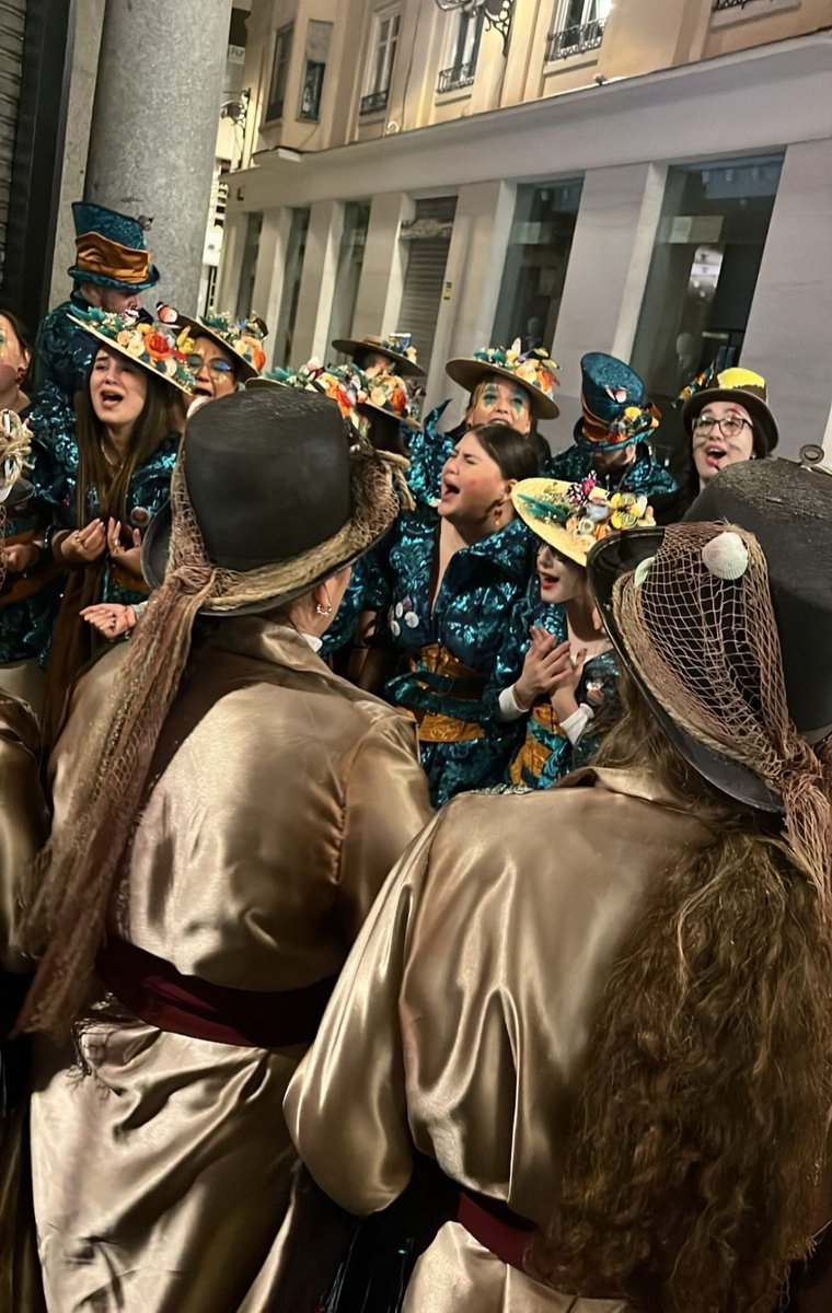 Ed_musiic's tweet photo. El mejor final a un día de @ninascallejeras #calle2025 #CarnavalMLG https://t.co/GlVhSeRSYt