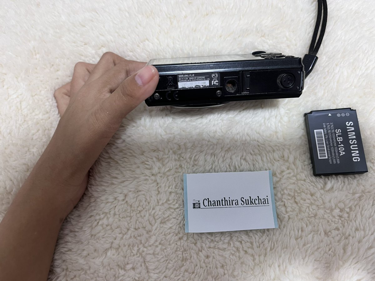 BbubbleStore's tweet image. ✨ ปล่อยต่อ Samsung PL60✨
Price : 1,450 ส่งฟรี (ขี้เกียจเก็บแล้ว😭)
🧸ภาพฟุ้งๆ ผิวนัวๆ  ใครชอบแบบฟุ้งๆจัดได้เลยค่ะ 
อยู่ที่แสงเยอะๆ เปิดแฟรชฉ่ำผิวจะนัวมาก
เครื่องทำงานเต็มระบบ ซูมเข้าออกได้ปกติหนิ
- อุปกรณ์ที่ได้รับ
- แบตแท้ สายคล้อง
- แท่นชาร์จ
- เมมไม่มีแถม
#กล้องดิจิตอล