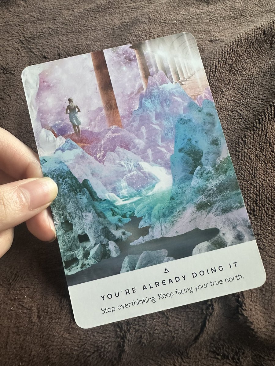 Random Message ✨

(💕 RT รับคำทำนาย /⭐️ ดูดวงทัก DM)

คุณมาถูกทางแล้ว เลิกกังวล

ทุกสิ่งที่คุณทำมาตลอดกำลังจะออกดอกออกผล เดินหน้าต่อไป ทำในสิ่งที่กำลังทำอยู่ ไม่ต้องเปรียบเทียบตัวเองกับใคร ใจเย็นๆ ไม่จำเป็นต้องรีบร้อน คุณไม่ได้ช้าเกินไป 

ไม่ต้องกังวล ความสำเร็จกำลังมา