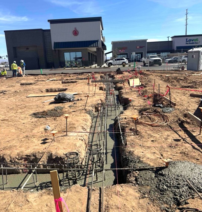 BleuwaveGC's tweet image. 🚧 Progress in Motion! 🚧
Fresh updates from the America First Credit Union site in Queen Creek! 📍 Our team is hard at work on #concrete, #stormwater, and #wetutilities, building a foundation that lasts. Stay tuned for more! #ConstructionInAction #BuiltToLast

CMT Technical…