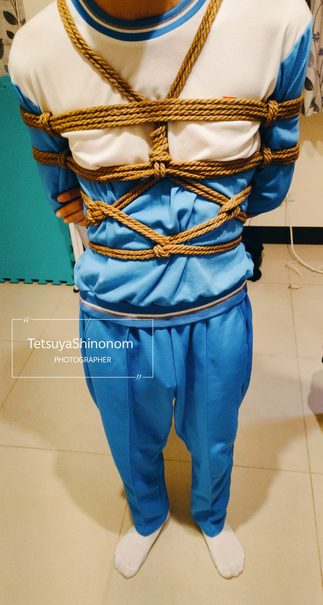 連假要幹嘛，當然就是抓一個白襪乖學生來玩啊😝
<a href="/tk8b9pz03GUBHD6/">Wilson</a>