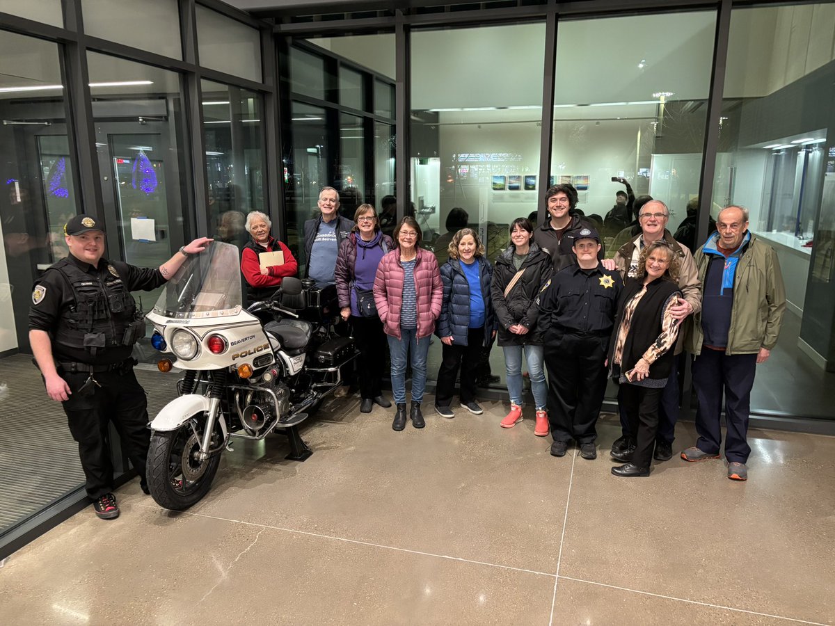 Beaverton Police (@beavertonpolice) on Twitter photo We were able to host the South Beaverton Neighborhood Association Committee (NAC) for a tour of our <a href="/BeavertonPolice/">Beaverton Police</a> Department.
Havenât been to a monthly NAC meeting before?
Look up your NAC and learn how you can become involved- beavertonoregon.gov/487/Neighborho⌠<a href="/CityofBeaverton/">City of Beaverton</a> We were able to host the South Beaverton Neighborhood Association Committee (NAC) for a tour of our <a href="/BeavertonPolice/">Beaverton Police</a> Department.
Havenât been to a monthly NAC meeting before?
Look up your NAC and learn how you can become involved- beavertonoregon.gov/487/Neighborho⌠<a href="/CityofBeaverton/">City of Beaverton</a>
