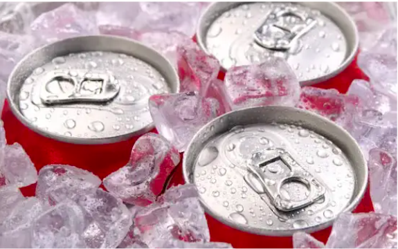 lepetitjournal.com/cambodge/le-pr…
Le Premier ministre cambodgien tire la sonnette d'alarme sur les boissons sucrées