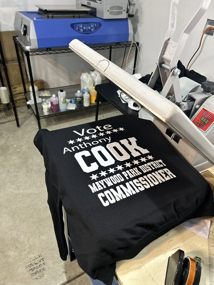Moabite Custom Printing LLC is hard at work making sweaters hoodies and T-shirts for the campaign. Thank you 💪🏾💪🏾💪🏾
 
#supportlocal
#maywood 
#elections 
#vote