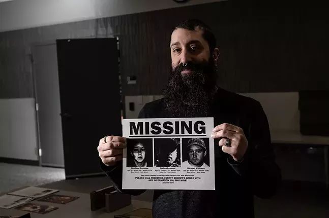 "In October of 1994, three student filmmakers disappeared in the woods near Burkittsville, Maryland while shooting a documentary... A year later their footage was found. My 16-year-old mind was blown."

buff.ly/4boU4tU 

#wsb #horror #horrorfilms #blairwitch #pitt