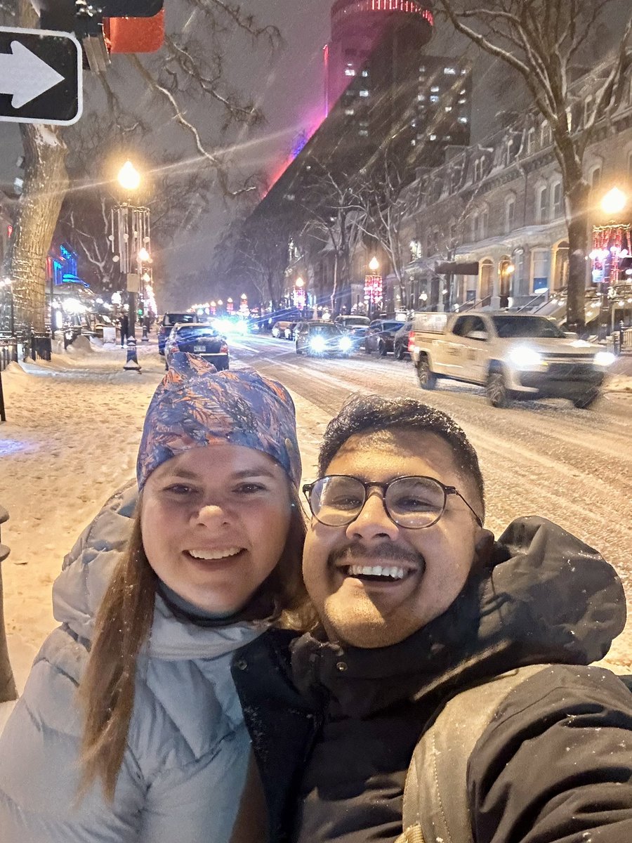 Gastirueda's tweet image. That’s a wrap! A snowy walk with my friend @VeroGirouxPhD after a stunning 2025 Research Topics. @cddw_clm CDDW here we go!