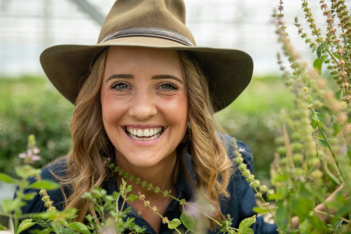Rural Media & Communicators SA/NT (@ruralmedcomsant) on Twitter photo We’re excited to be hosting our 2024 Rural Journalist of the Year <a href="/OBrien_KristyL/">Kristy O'Brien</a> at The Goody in a couple of weeks! This promises to be an entertaining evening with plenty of anecdotes from Kristy on life as a rural reporter in the NT. Get your tickets rmc-sant.com.au/news/meet-our-… We’re excited to be hosting our 2024 Rural Journalist of the Year <a href="/OBrien_KristyL/">Kristy O'Brien</a> at The Goody in a couple of weeks! This promises to be an entertaining evening with plenty of anecdotes from Kristy on life as a rural reporter in the NT. Get your tickets rmc-sant.com.au/news/meet-our-…