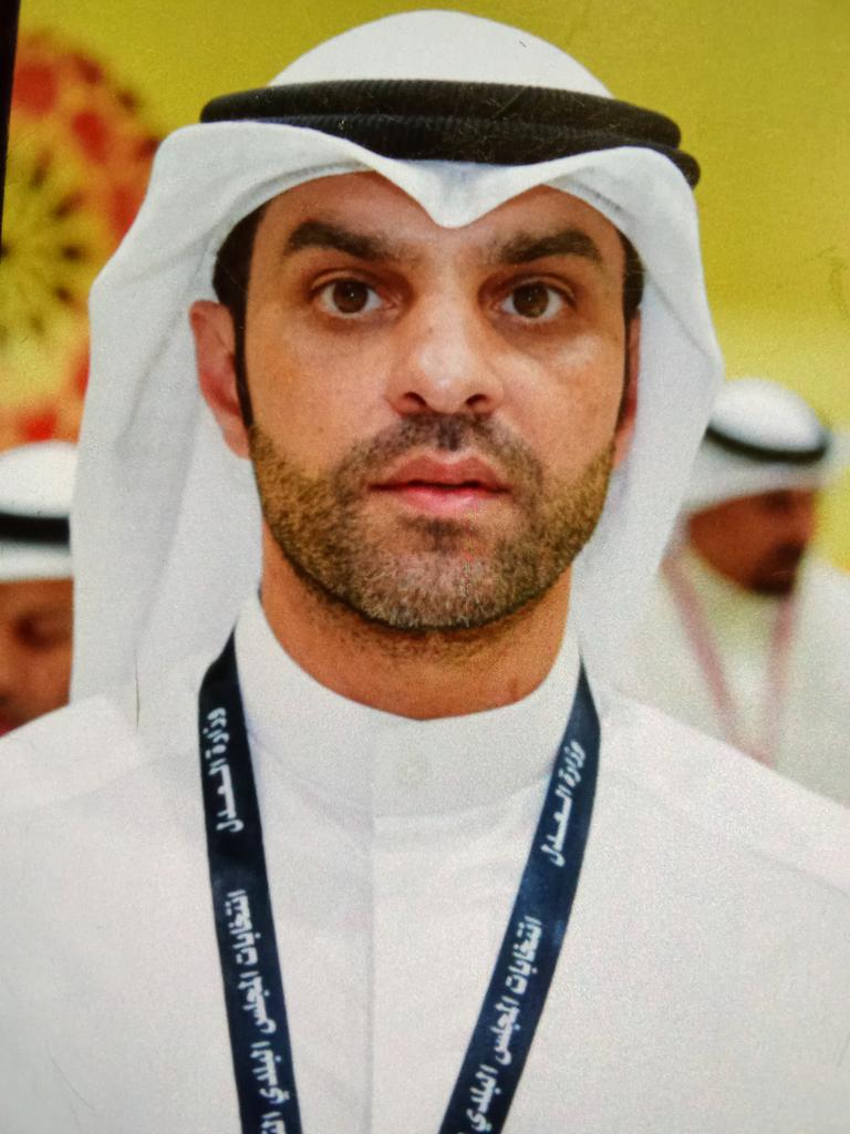 المستشار ناصر البدر كافي تحرشات بالبنات المتهمات في الجنايات في دائرتك ، ريحتك فاحت استح شوي ياساقط،،،،