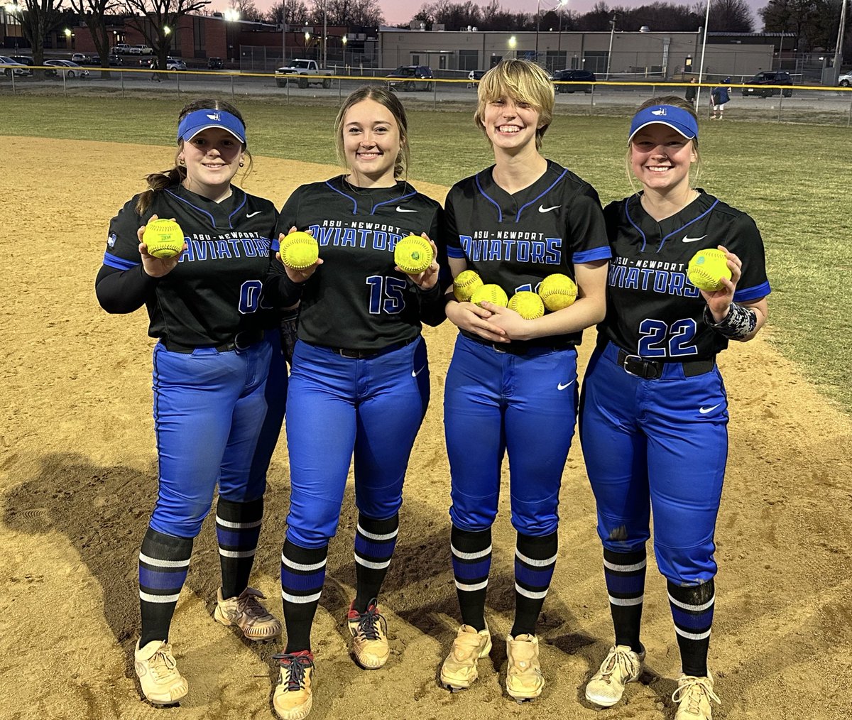 It was the Day of the Dinger! A school record 8 Homeruns in the series today versus MO-State West Plains!! 

🥎🥎🥎🥎🥎🥎🥎🥎

Bentley Armstrong 4
Lyrick Stapleton 2
Reese Yoder 1 
Abbie Nation 1