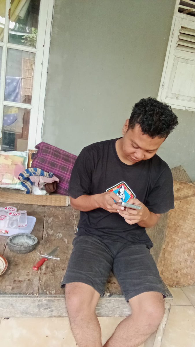 Suka Mendoan tweet media