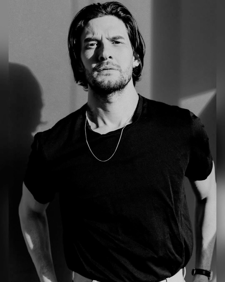 Lᴜᴄᴀ. (@scorpixne) on Twitter photo 