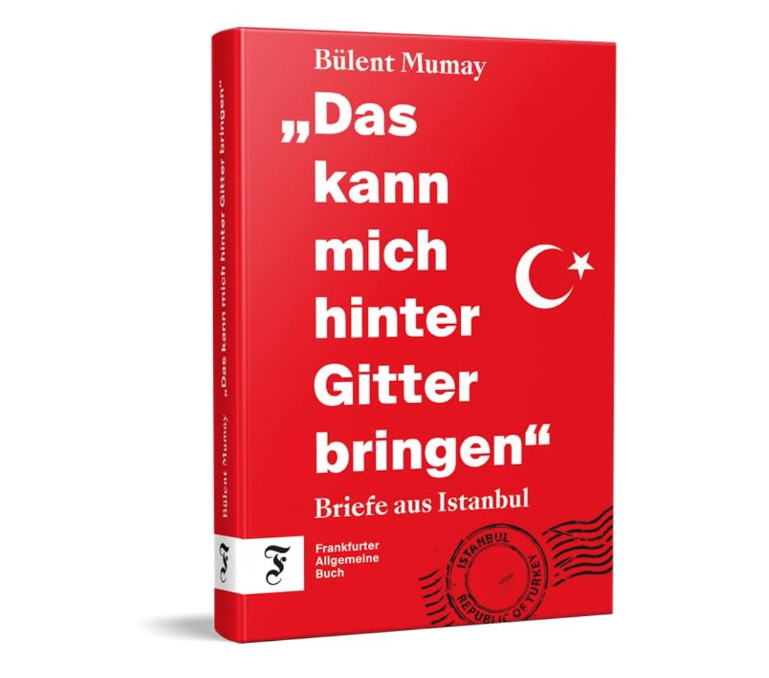 bulentmumay's tweet image. 🇹🇷İlk kitap, ilk heyecan… Almanya’da, Almanca… Türkiye’nin Erdoğan’ın dümeninde otokrasi limanına adım adım nasıl getirildiğini yazdım. Frankfurter Allgemeine Zeitung’a yaklaşık 9 yıldır kaleme aldığım mektuplardan oluşan kitabım, 2 Nisan’da kitapçılarda olacak. (Şimdiden…