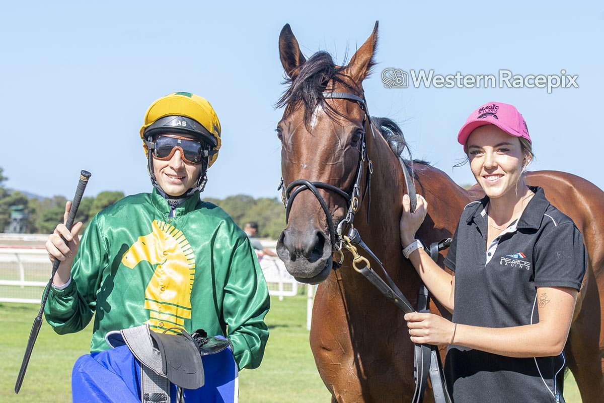 PLATINUM SHOT - Albany Frid 28th February
<a href="/AlbanyRacing/">Albany Racing Club</a> #WesternRacepix #AlbanyRaces  

More 📷 westernracepix.com