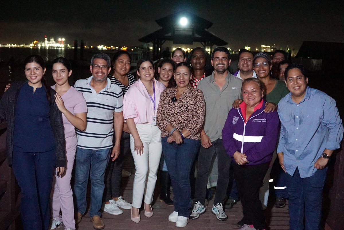 ¡Nuestro trabajo no se detiene! 🙌

Acompañamos a la 
<a href="/goberguayasec/">Gobernación del Guayas</a>, <a href="/zaidarovira/">Zaida Rovira</a>, en un recorrido por la Isla Santay.

Junto a diversas instituciones del Gobierno Nacional, participamos en la entrega de ayuda humanitaria a familias del sector. ✅💪

#ElNuevoEcuadorResuelve