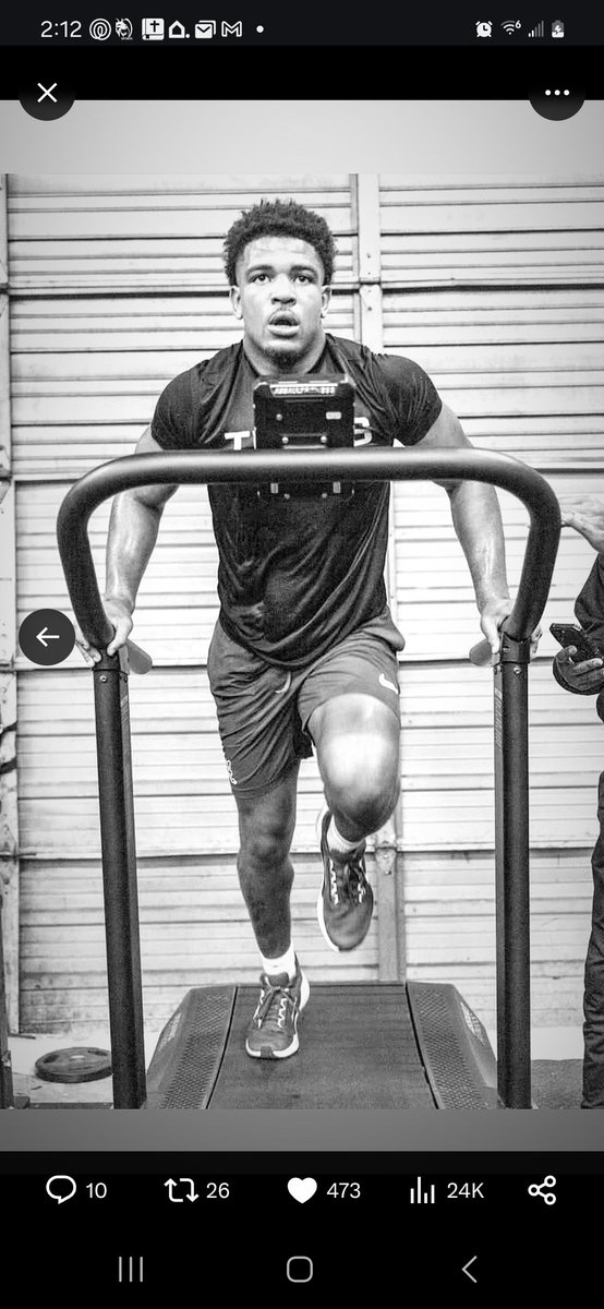 kamplugg's tweet image. Putting in that speed work!!!