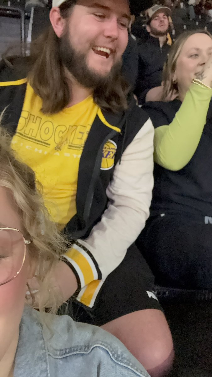bryleeautumn's tweet photo. Go shox! #fearthewheat https://t.co/fc4DC6Ey5F