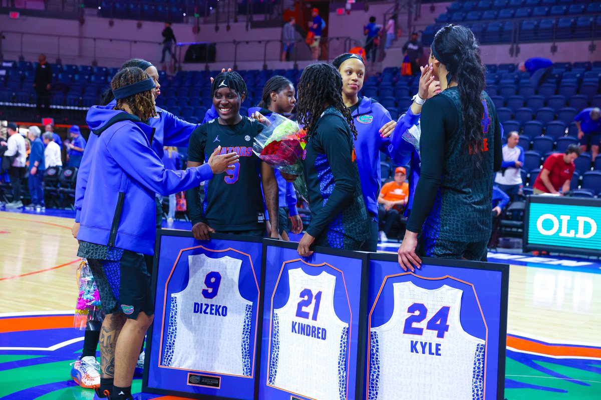 thank you, seniors 🫶

#GoGators