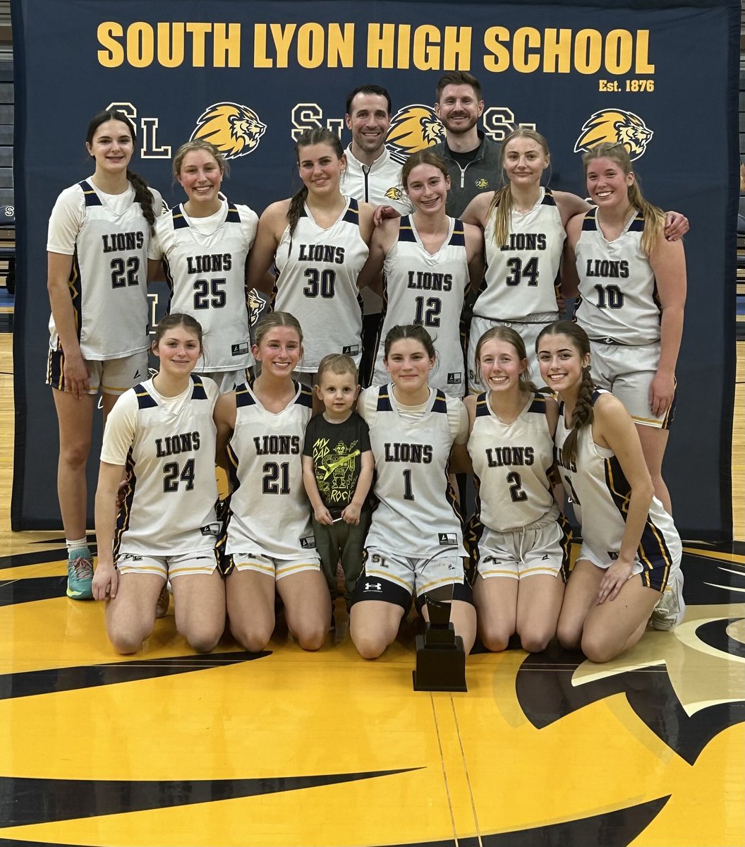 slhslions's tweet photo. Congratulations to our 2025 LVC Girls Basketball Conference Champs!  #LIONPride https://t.co/yu34M91Owd