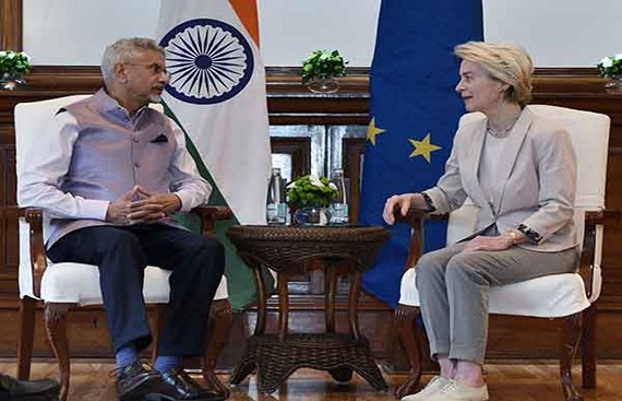 SINewsUpdates's tweet image. India and EU Strengthen Ties Amid FTA Push and Global Trade Tensions

After US President Donald Trump’s threat to hit the European Union (EU) with 25 per cent

News: lnkd.in/d3x8UGJM

#EuropeanUnion #TradeandTechnologyCouncil #strategicpartnership #Europeanbusinesses