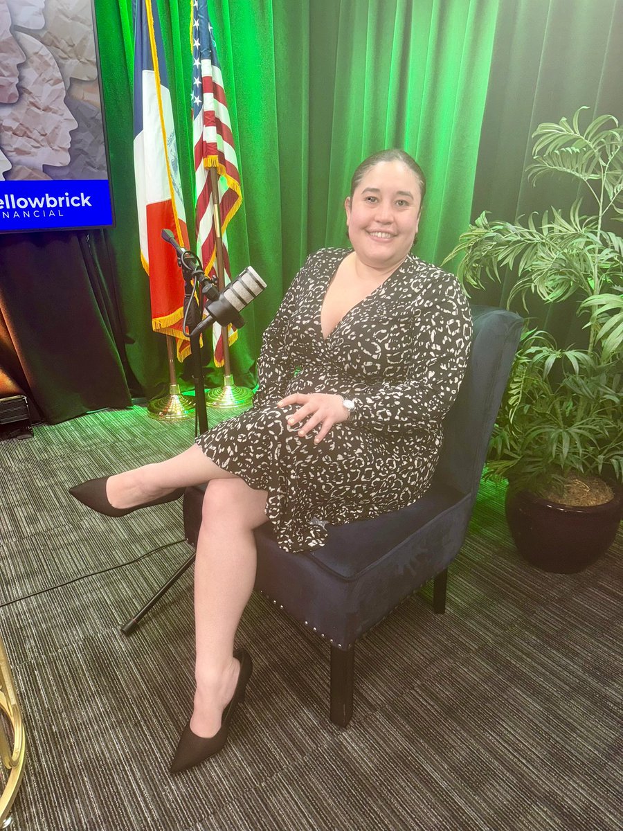 y_communicate's tweet photo. Today, Founder @YeseniaReinoso4 attended the Black History Month celebration hosted by “The New American Perspective” Jineea Butler and @77WABCradio. The event celebrated Black excellence and focused on tangible outcomes for the community through economic policies. https://t.co/Aac5vt4ZhQ