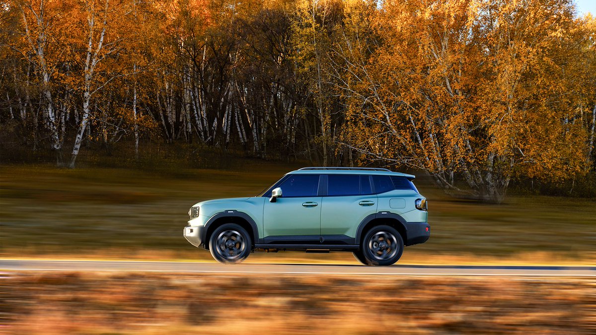 JETOUR_Global's tweet photo. JETOUR T1 — sleek, bold, and made for trendsetters who value independence and style. ✨ Ready to make a statement? Let's set off! 🚙💨
#JETOURT1 #DriveYourFuture #TimeToAwaken #BackToFuture https://t.co/svhmzAOb29