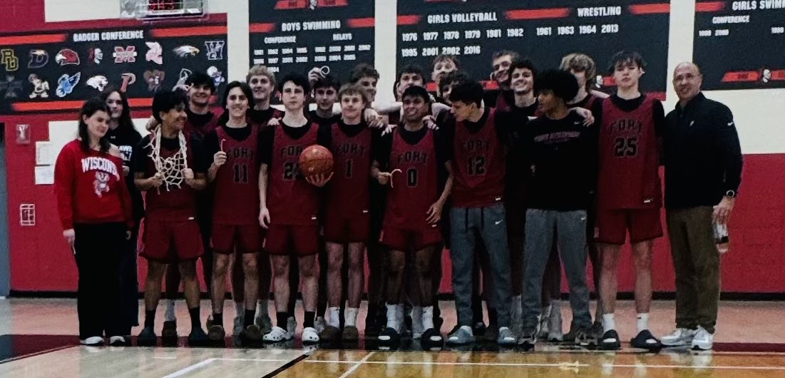 FortBoysBball's tweet photo. Your 2025 Badger Large Conference Champions https://t.co/teWbRUQ5BJ