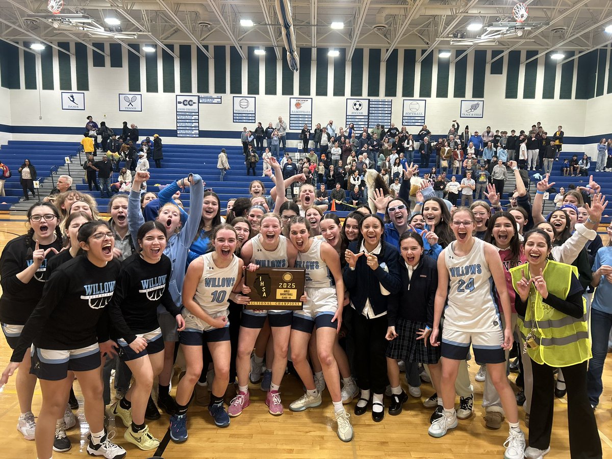 EAGLES ARE SECTIONAL CHAMPIONS FOR THE FIRST TIME EVER IN SCHOOL HISTORY!!!!! Willows take down Orr with a score of 48-45. Both senior captains Grace Lizak and Caroline Schuler led the way with 15 points each. WAY TO MAKE HISTORY LETS GOOOOO!!! Eagles move to the Super Sectionals
