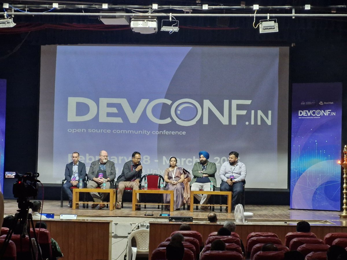 amitkarsale's tweet photo. DevConf India, keynotes
#Devconf #devconf2025 #pune https://t.co/3A8RALtorm
