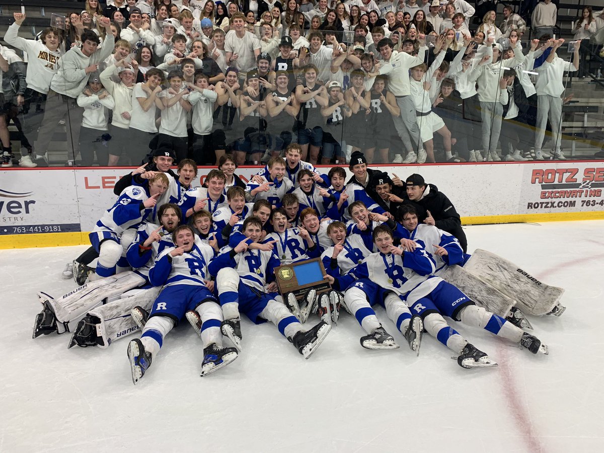 RogersHighSclMN's tweet photo. Here are your Section 5AA champions! Headed to the ❌ for the first time in school history! Congratulations @rhs_boyshockey #RoyalPride #IAGDTBAR https://t.co/9nUFmqffdE