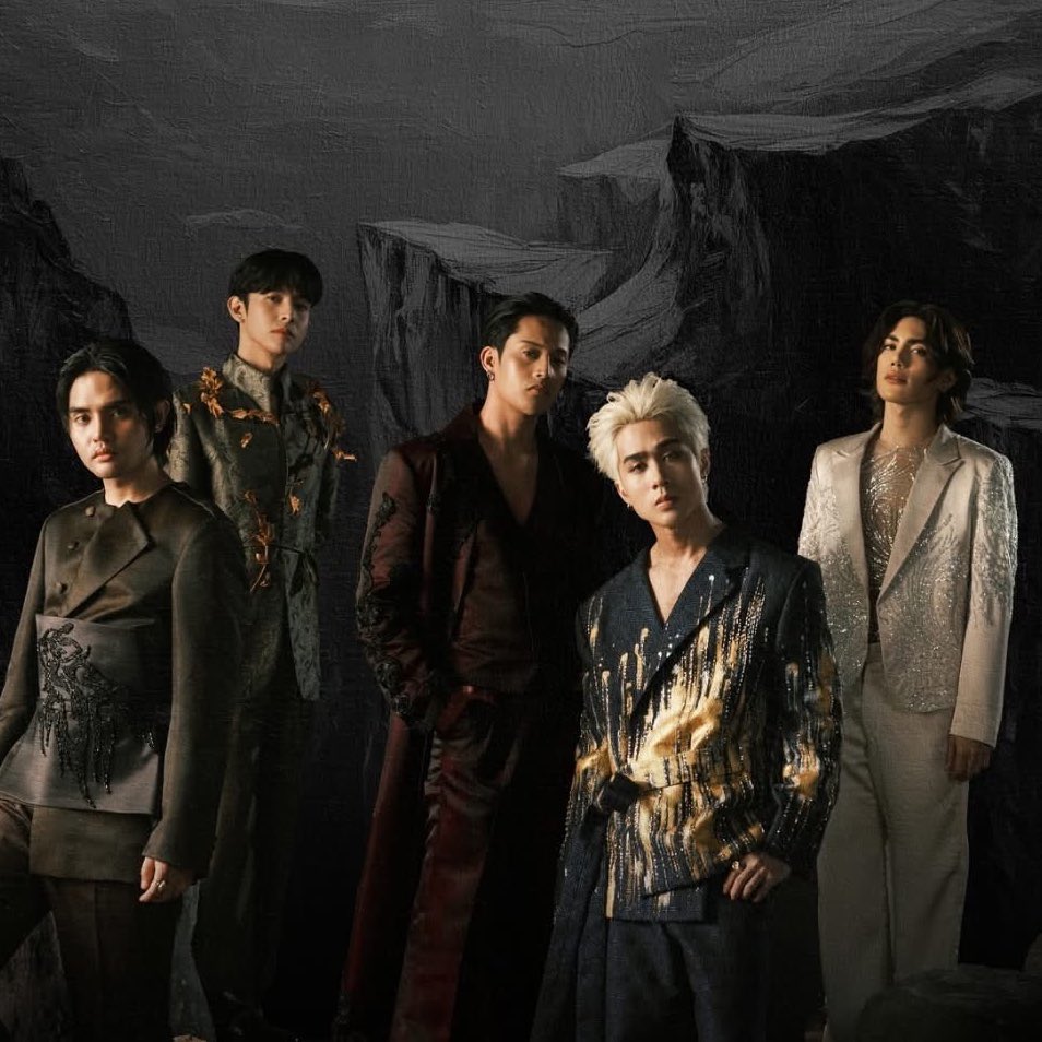 SB19 currently holds the top two spots on iTunes PH chart with both versions of "DAM".