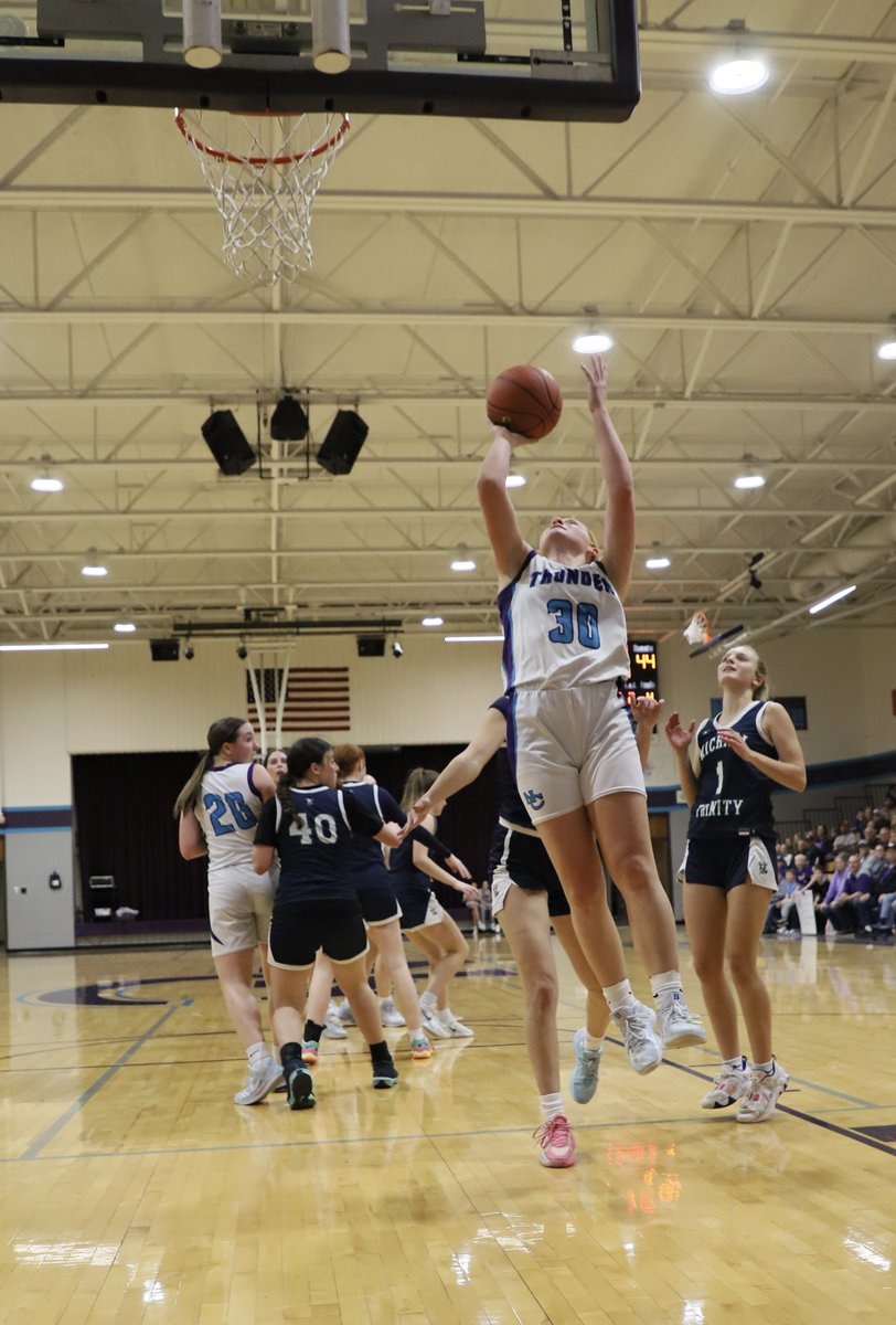 Emma Hermesch #20 with 10, Cali Honeyman #3 with 11, Zoey Sudbeck #5 with 9, Cami Dalinghaus #30 with 14 &amp; Reagan Gerety &amp; Hallie Holthaus each with 2 in Nemaha Central's 50-44 victory over Wichita Trinity! <a href="/sportsinkansas/">Sports in Kansas</a> <a href="/KansasPregame/">Kansas Pregame</a> <a href="/nchsthunder/">Nemaha Thunder</a> <a href="/WIBWsports/">WIBW Sports</a> <a href="/KanzalandSports/">MSC Sports</a>