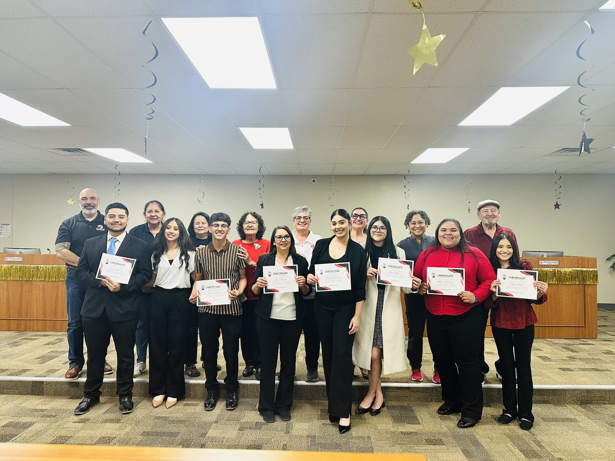 rvegab_Edu's tweet photo. My favorite part of school board meetings is the student and staff recognitions. Yesterday, we honored the great work our amazing Coyotes did competing at the state level for FBLA &amp; TAFE! #TISDProud #StudentsWin https://t.co/rhYd9sBdiw