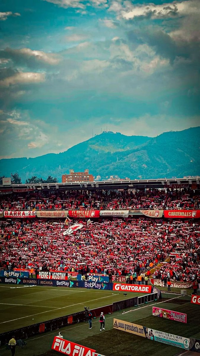 MarquezCaroR's tweet photo. El 28 de febrero de 1941 nació más que un equipo. Un amor eterno, un latido rojo y blanco que nunca deja de rugir. 

84 años de historia, gloria y lealtad inquebrantable. Porque Santa Fe no es solo un club, es un sentimiento para toda la vida.

¡Feliz cumpleaños, León! 🦁🇮🇩 https://t.co/yi7KPbYMMX