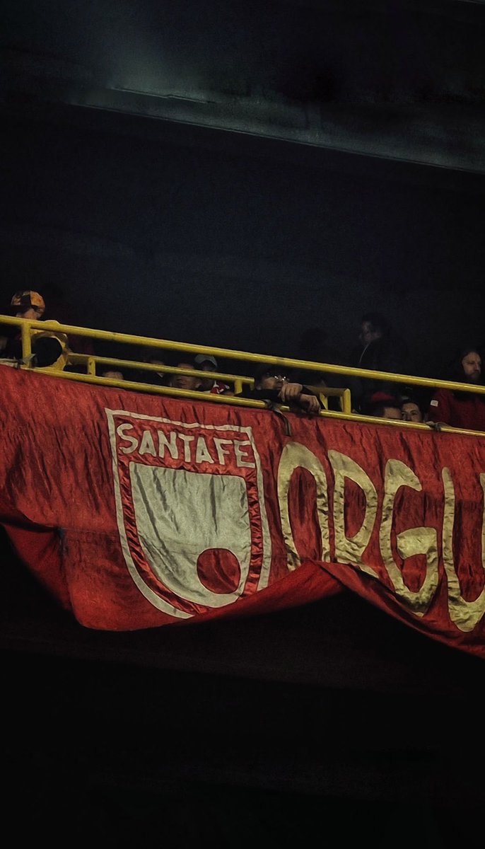 MarquezCaroR's tweet photo. El 28 de febrero de 1941 nació más que un equipo. Un amor eterno, un latido rojo y blanco que nunca deja de rugir. 

84 años de historia, gloria y lealtad inquebrantable. Porque Santa Fe no es solo un club, es un sentimiento para toda la vida.

¡Feliz cumpleaños, León! 🦁🇮🇩 https://t.co/yi7KPbYMMX