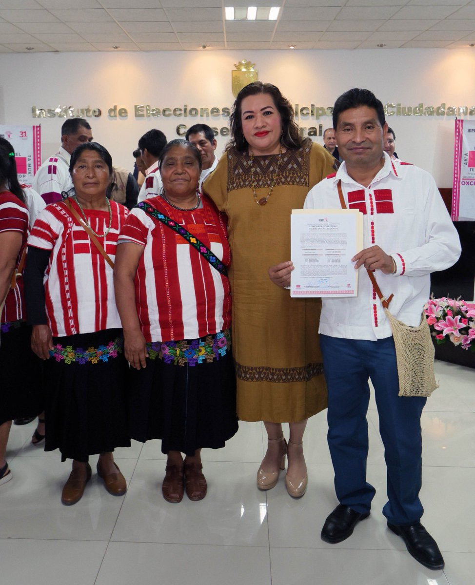 Concluimos los trabajos del proceso electivo por sistema normativo interno en Oxchuc, Chiapas. Hechos sin precedentes, un gran reto institucional. Hay Ayuntamiento Constitucional 2025-2028. Felicidades a las personas electas, que sea en beneficio de su municipio. Gracias a tod@s