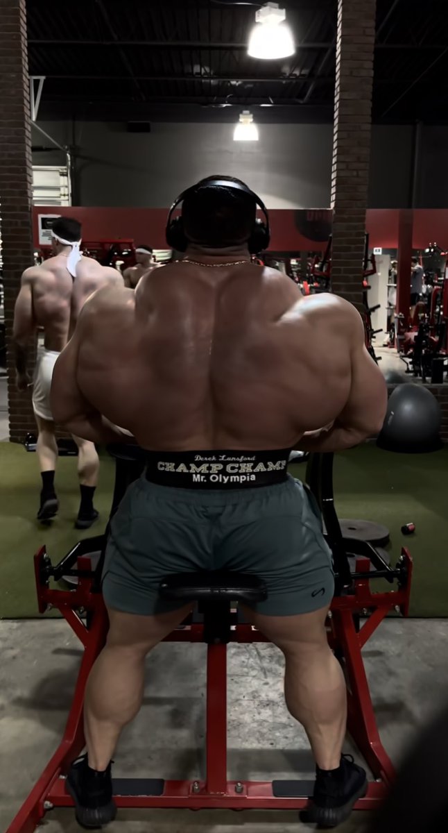 PumpHuge tweet media