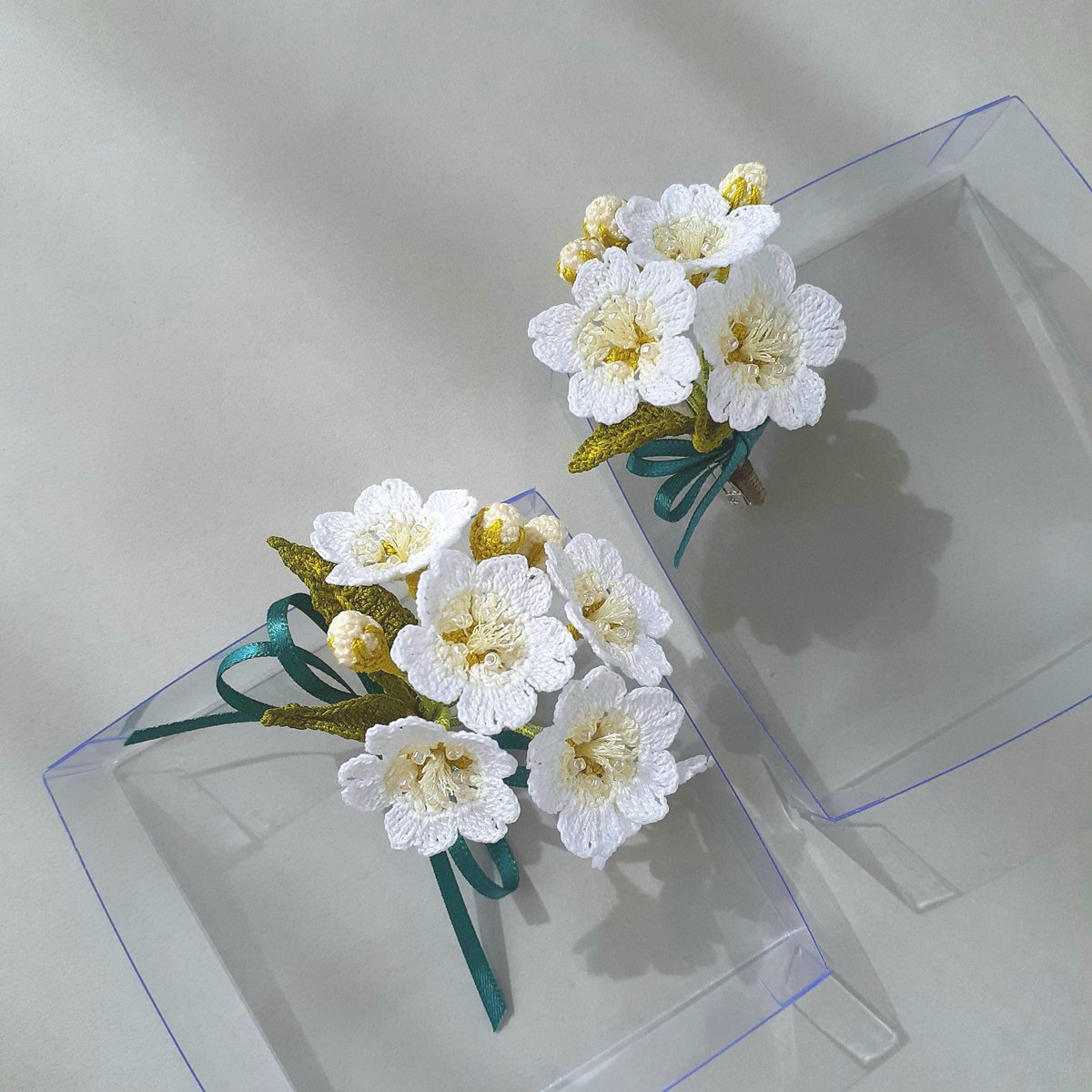 YellowOrange47's tweet photo. こんにちは😊

今日から白い桜のコサージュ販売しています
桜が好きな方にご覧いただきたいです

#桜
#コサージュ
https://t.co/cmr4WgGBxp https://t.co/anaf595wL6