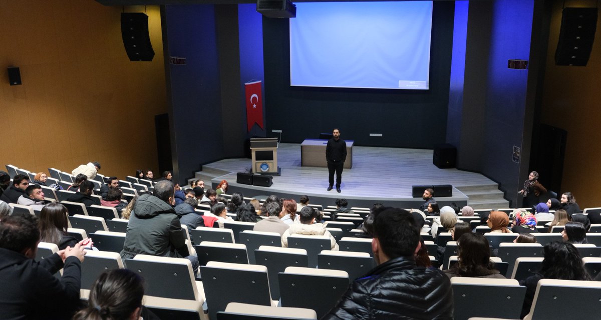 Üniversitemiz Radyo, Televizyon ve Sinema Bölümü Öğrencilerinden Televizyon Programları Gösterimi📺

Üniversitemiz Güzel Sanatlar ve Mimarlık Fakültesi Radyo, Televizyon ve Sinema Bölümü öğrencileri tarafından hazırlanan televizyon programları izleyiciyle buluştu. Öğr. Gör. Dr.