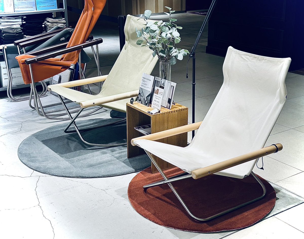 ついに…ついに堀田カーペット<a href="/hottacarpet/">堀田カーペット株式会社</a> がTHE SHOPに並びました！
堀田さん<a href="/masayahotta/">堀田将矢/堀田カーペット株式会社</a> ありがとうございますー。楽しみです！