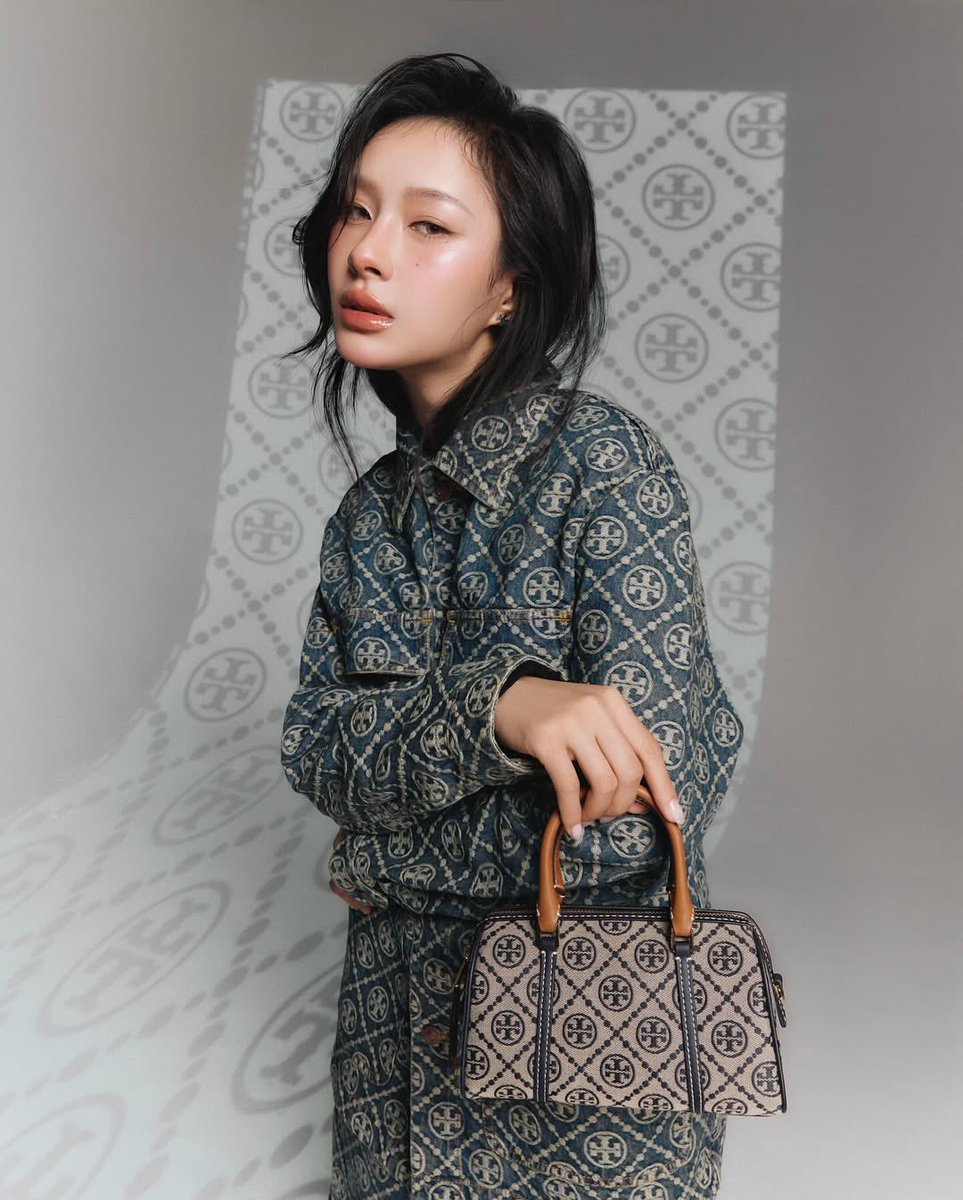 navy_yyy25's tweet image. พระมหา พรรษา วอสเบียน มากคับ

#Monogram
#ToryBurchThailand
#PPGROUPTHAILAND
#MilkPansa #mimiv