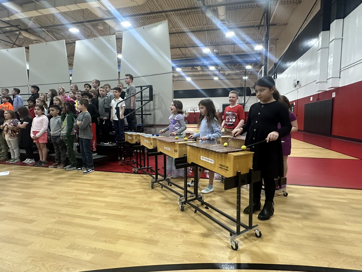 Sara Weeks tweet media