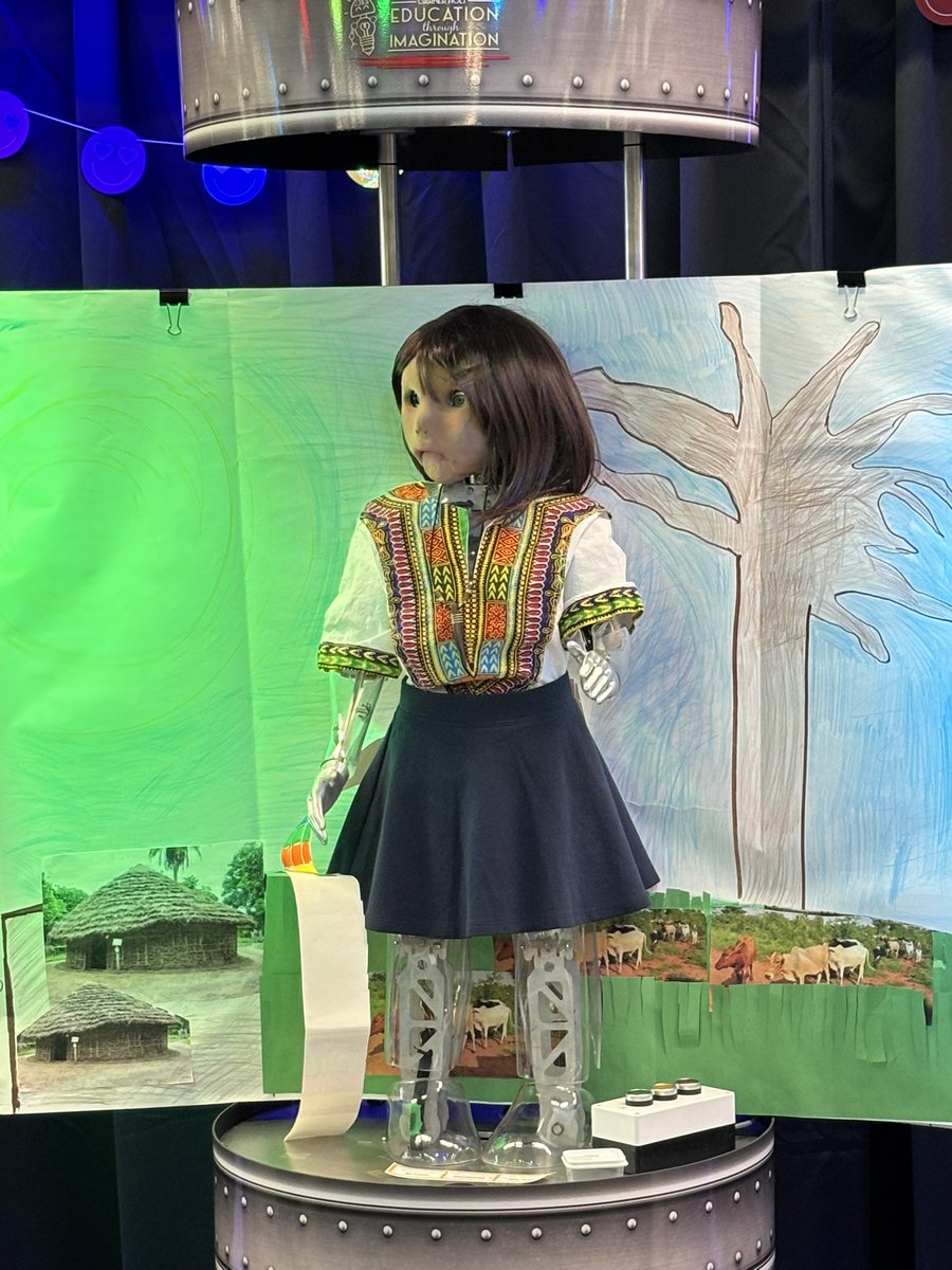 mrsnethsclass's tweet photo. ๐ Future Ready Lab day 2 with Fox Hill 5th graders traveling the biomes of the world. Africa was the destination for Ms. Mโs explorers! ๐ฆ๐ฆ๐ ๐๐ฆ
@FH_NKCSD #FutureReadyLab https://t.co/DPTCJz0JM5