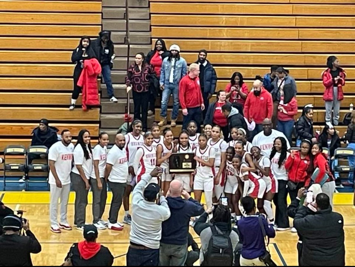 Thee Kenwood Academy GBB Program! tweet media