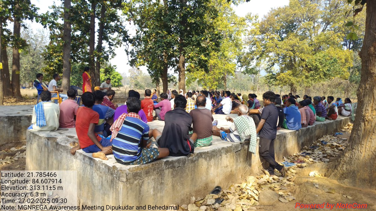 DfoBonai's tweet photo. A convergence meeting with the PR Department - MGNREGA secured 40 new job card applications, #supporting #alternativelivelihoods in Dipukudar &amp; Behedamal VSS. Attendees included the Sarpanch President, GRS, &amp; MET representatives. #SustainableLiving 
@pccfodisha 
@RourkelaRc79045 https://t.co/FaEtL3Jd5q