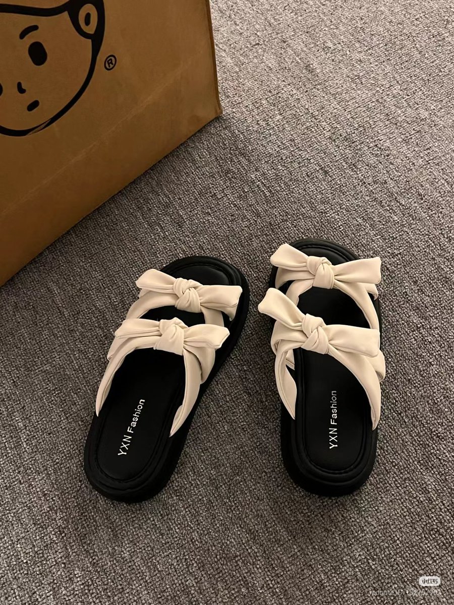 chasestetic's tweet image. s.shopee.co.id/3VVlHb6SYM