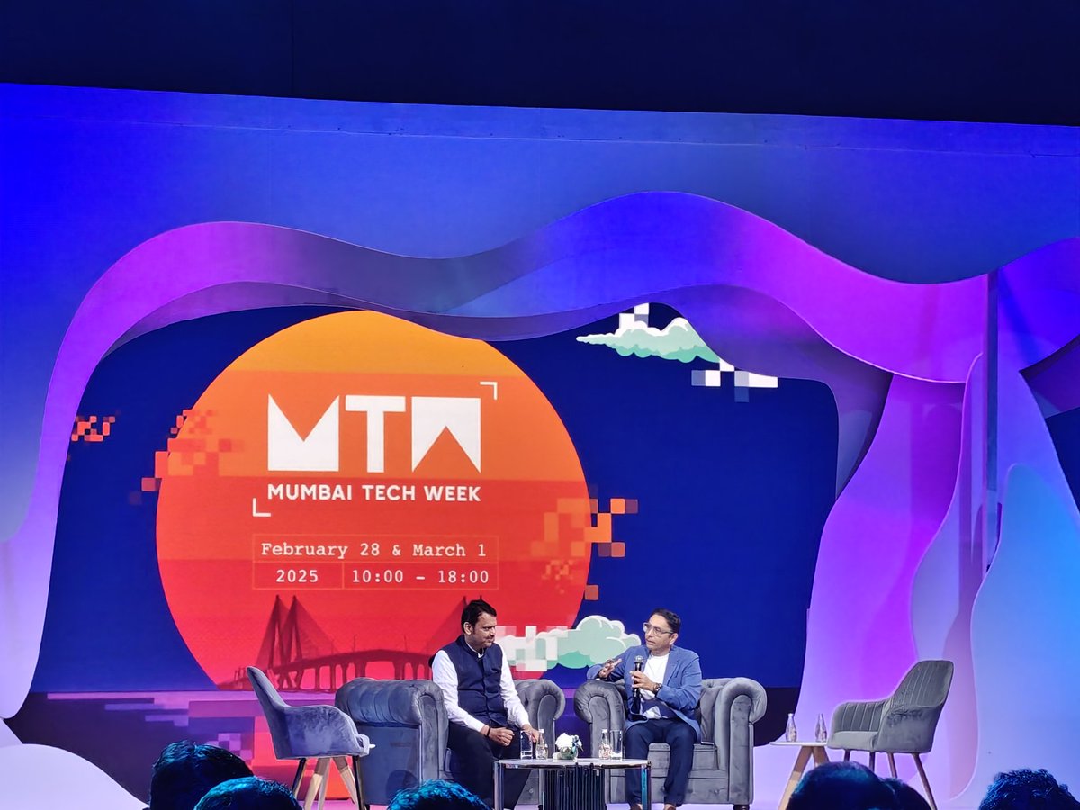 bombaylives's tweet image. Power of war rooms for Mumbai #mtw #mumbaitechweek @CMOMaharashtra @Dev_Fadnavis