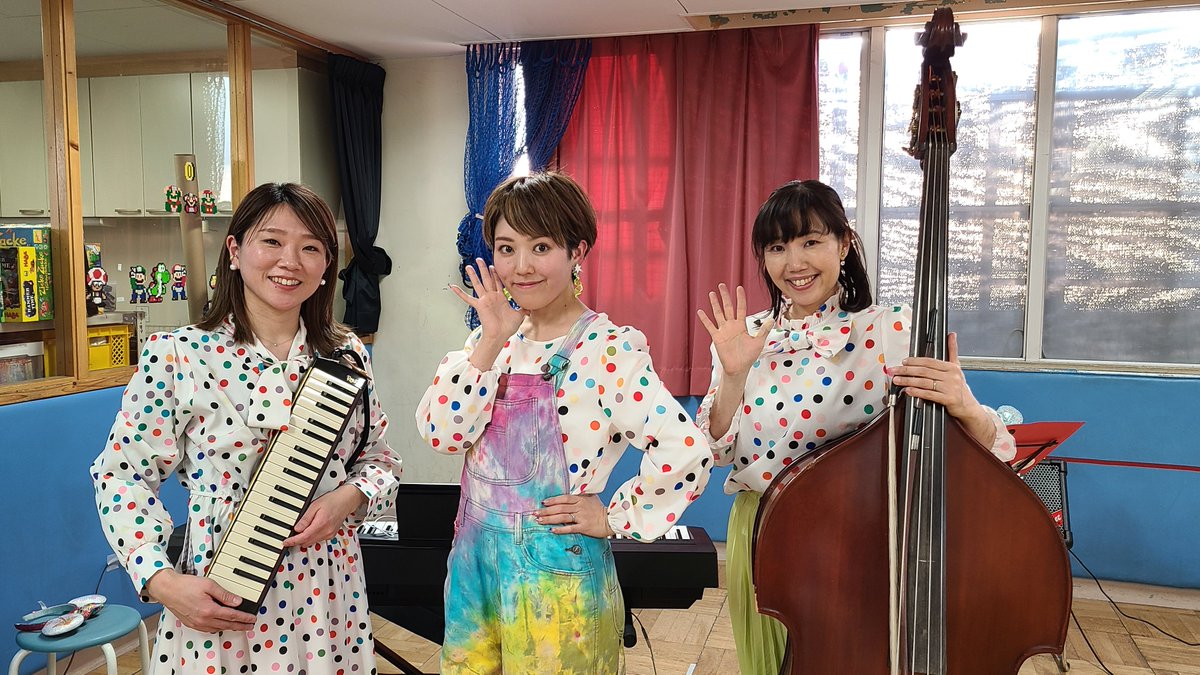 otopokke's tweet photo. 2月25日(火)は東京都新宿区の百人町児童館さん。
昨年に引き続きのご依頼で、私たちのことを覚えていてくれた子もいてとても嬉しかったです😊
小さなお子さんから小学生まで、元気なお友達がいっぱい！
皆、終始ノリノリ！
リクエストいただいたポケモンのwillもとても喜んでいただけて良かったです💕 https://t.co/2y3TwwU61p